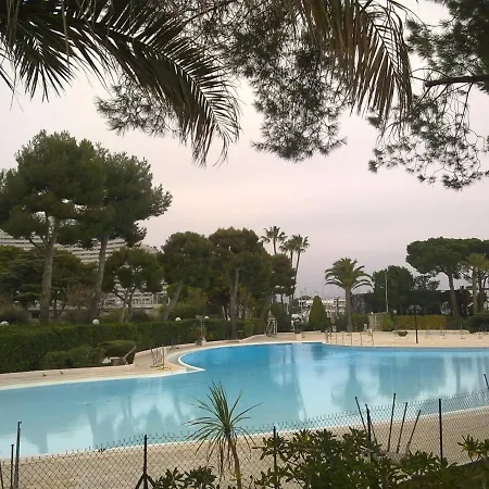 דירה Climatise Avec Garage A Loubet - Fr-1-252a-35 וילנב-לובה